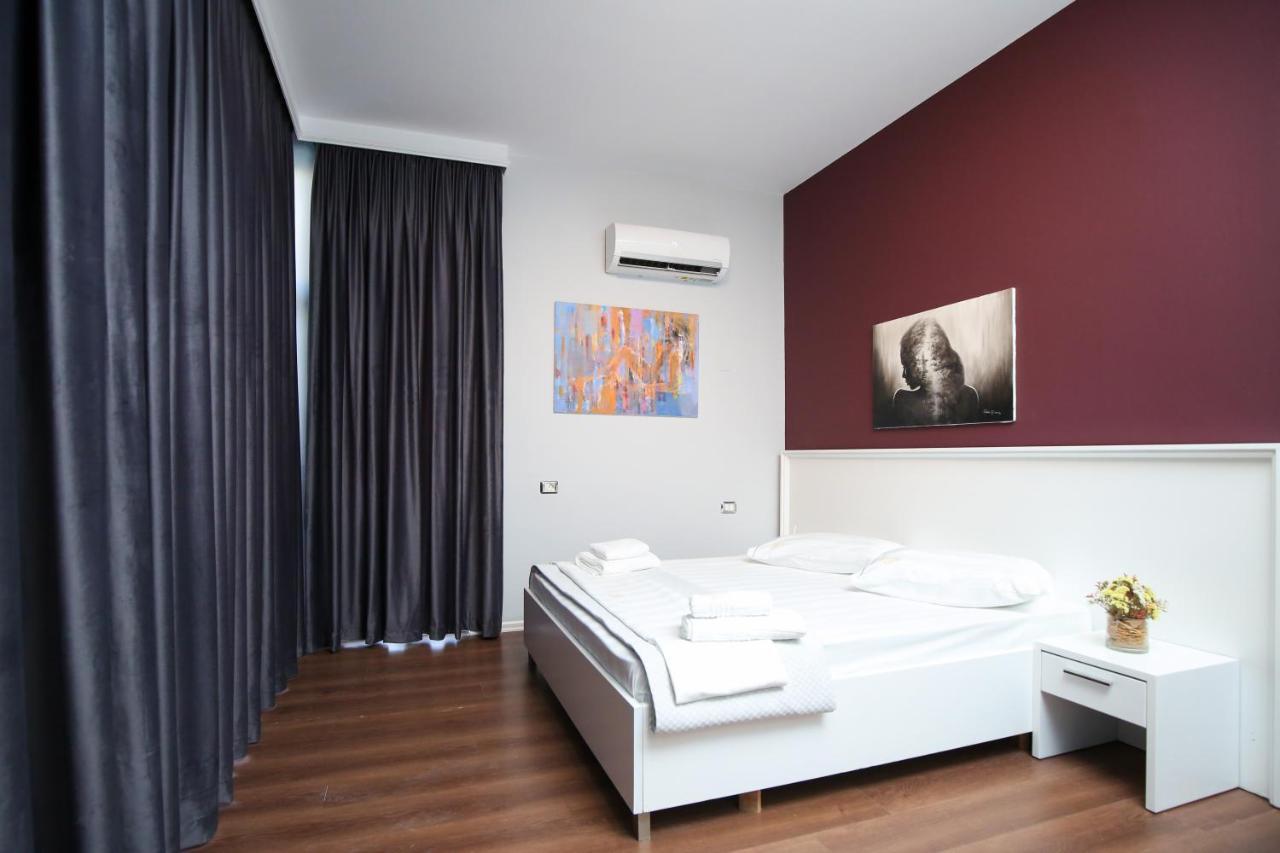 The Hart Hotel Vlorë Exterior foto